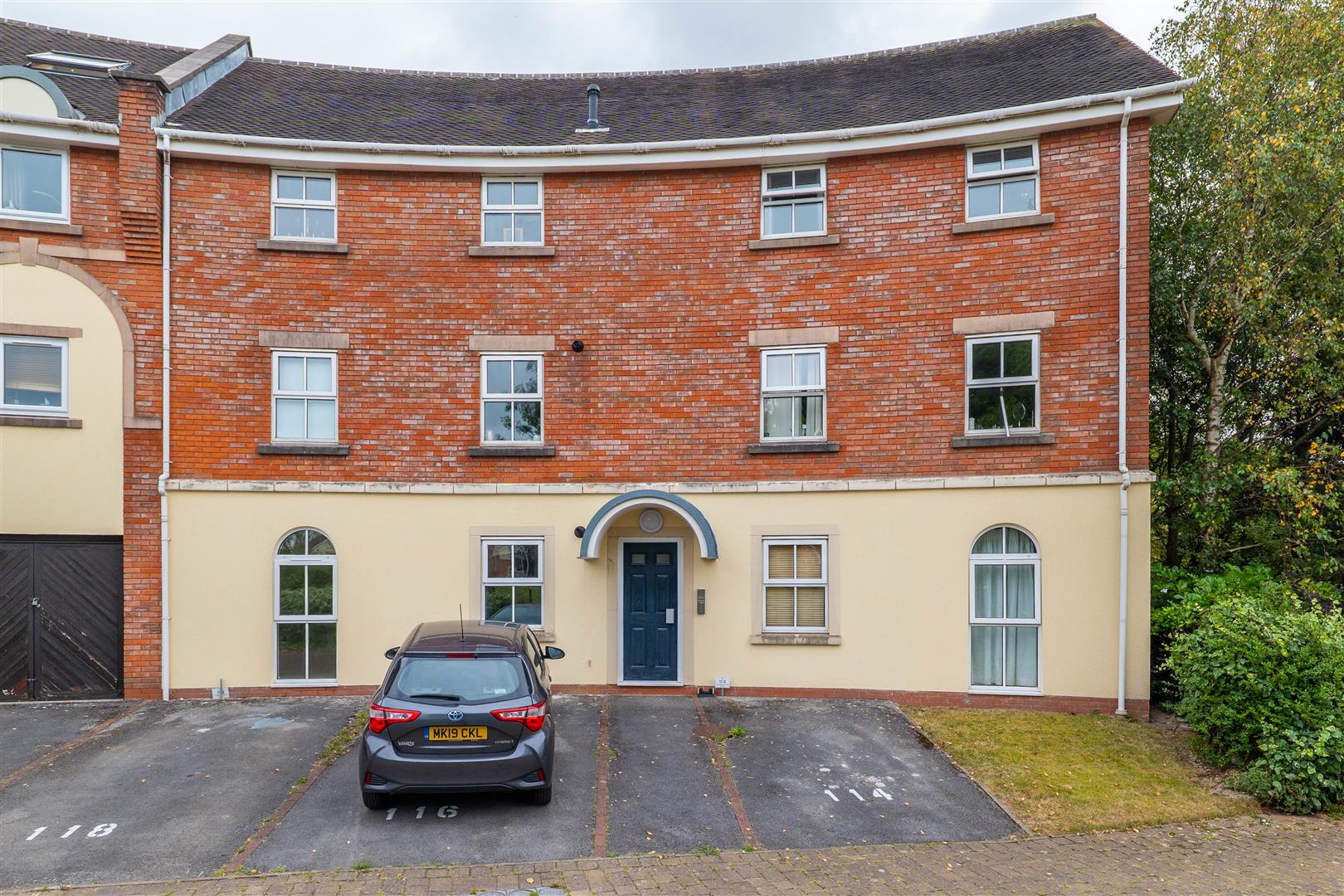 Holland House Road, Preston